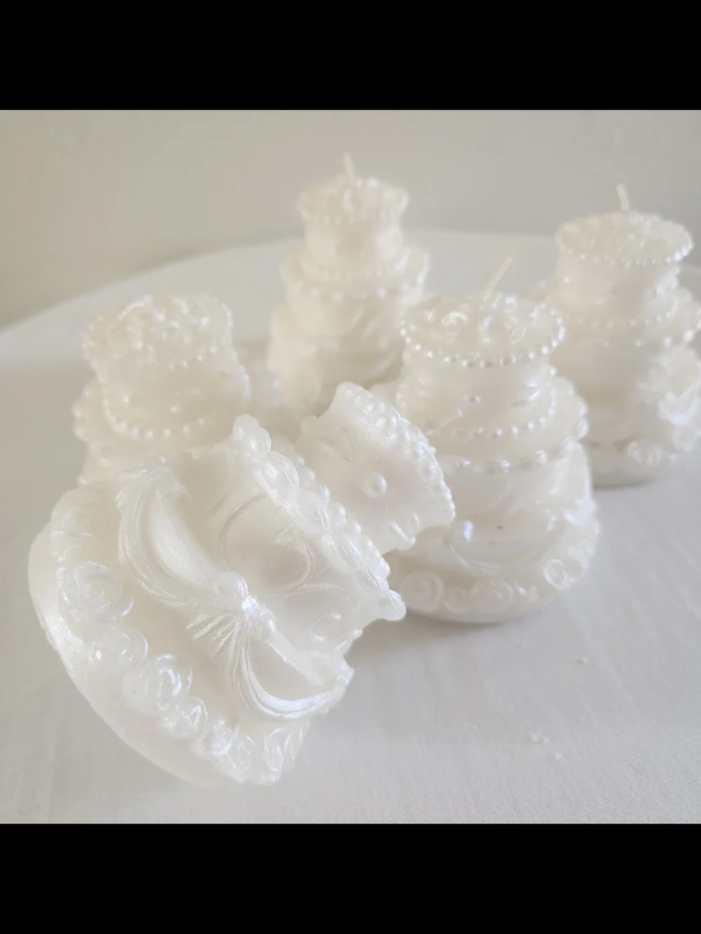 Elegant White Pearl Mini Cake Candle - Home Party Supplies